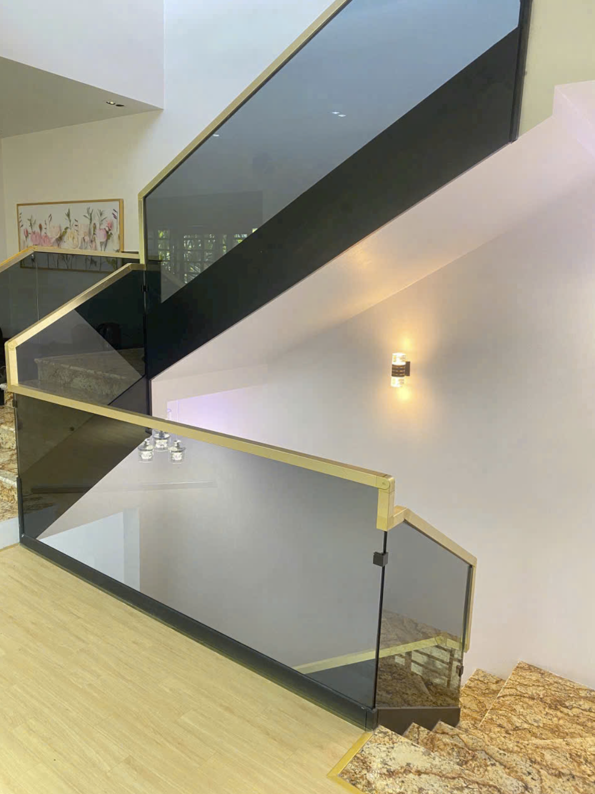 Cầu Thang Lang Can